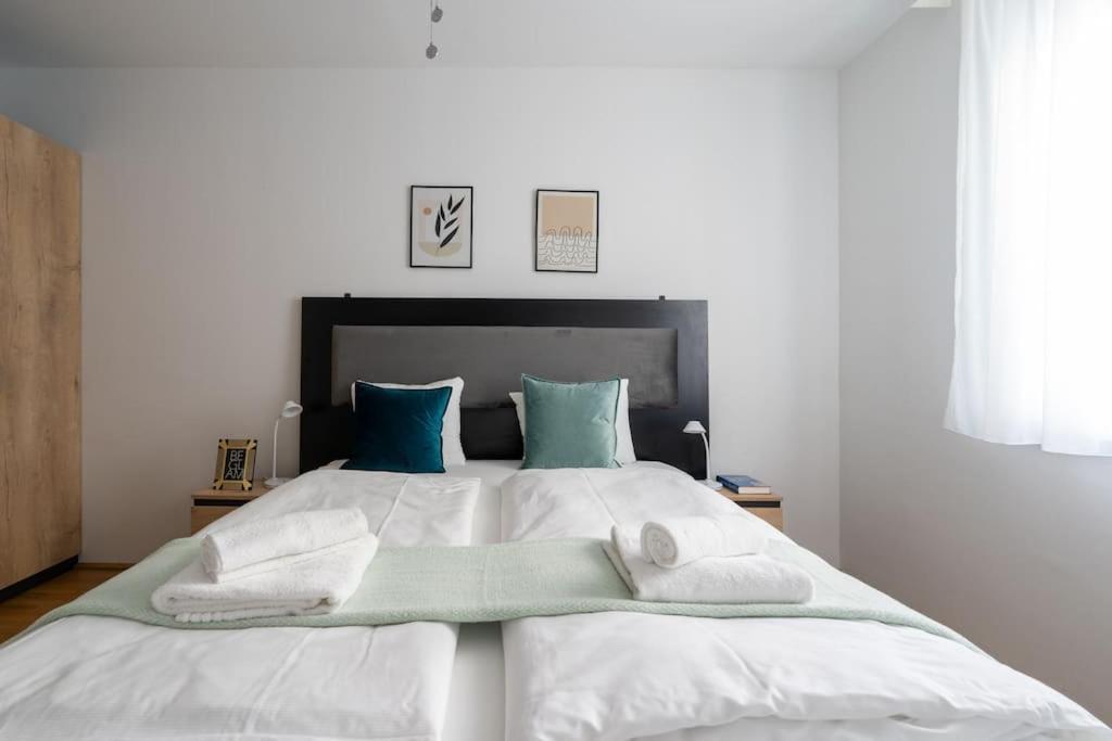1Br Haven With Swift City Access By Hm Wien Ngoại thất bức ảnh