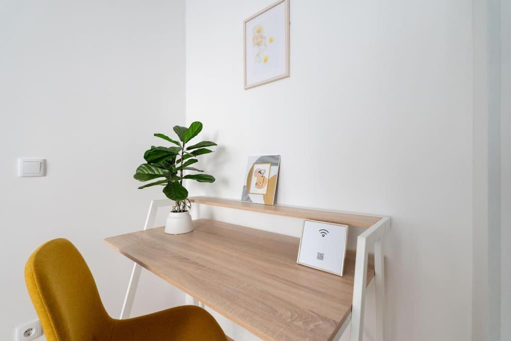1Br Haven With Swift City Access By Hm Wien Ngoại thất bức ảnh